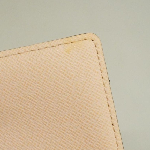 Louis Vuitton wallet agenda passport cover monogram LV koala pm pink interior - Picture 7 of 17